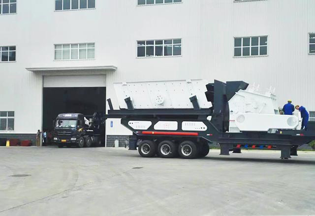 移动式石子破碎机