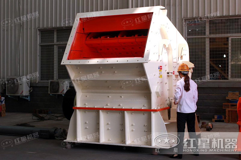 反击式破碎机的性能结构